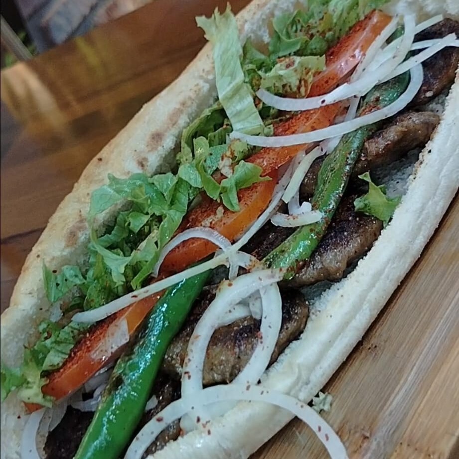 Ekmek Arası Köfte (4 Adet Köfte) (120 gr)