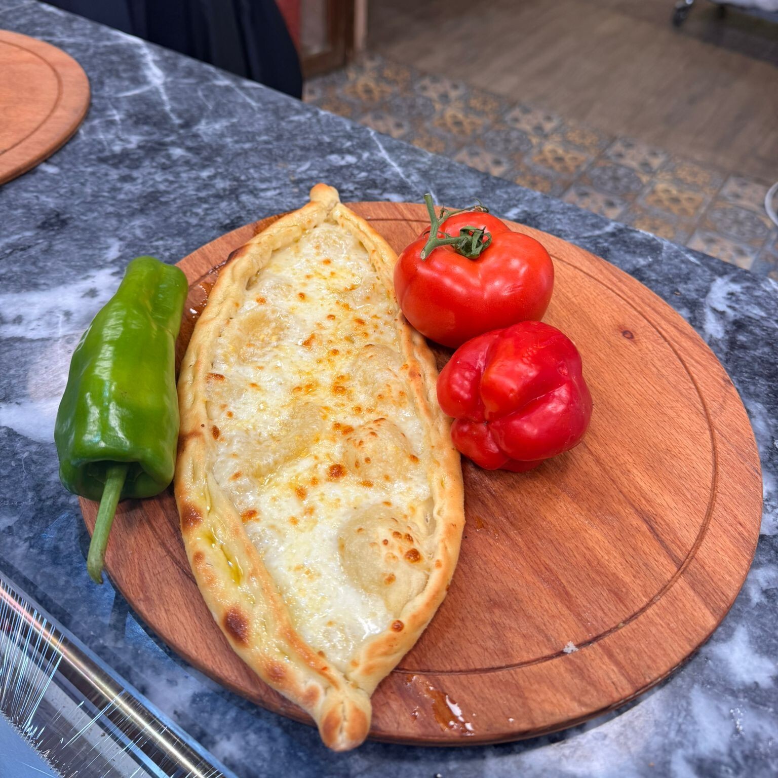 Kaşarlı Pide