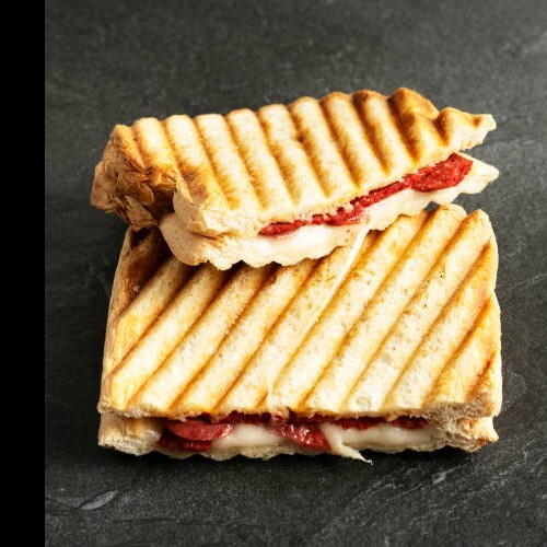 Sucuklu Tost