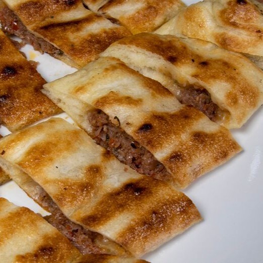 Kıymalı Kır Pidesi
