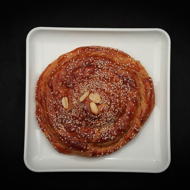 Tahinli Tarçınlı Çörek