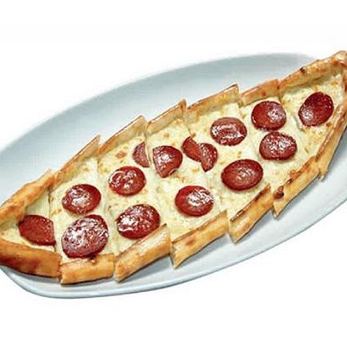 Sucuklu Kaşarlı Pide