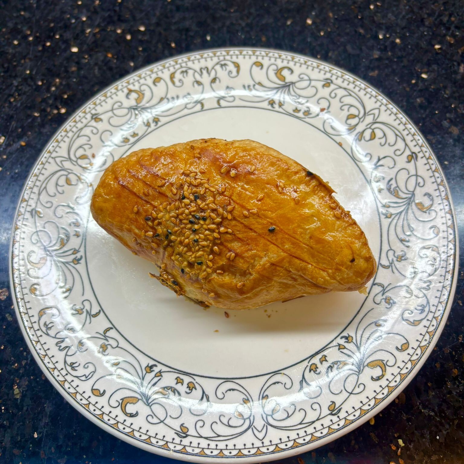 Kıymalı Talaş Poğaçası