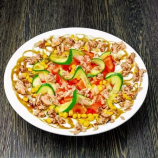 Ton Balıklı Mevsim Salata