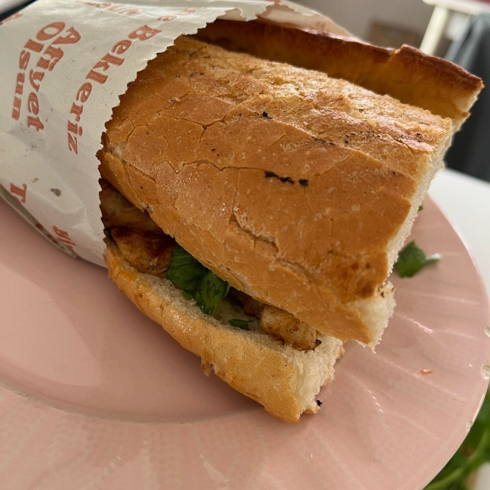 Ekmek Arası Tavuk