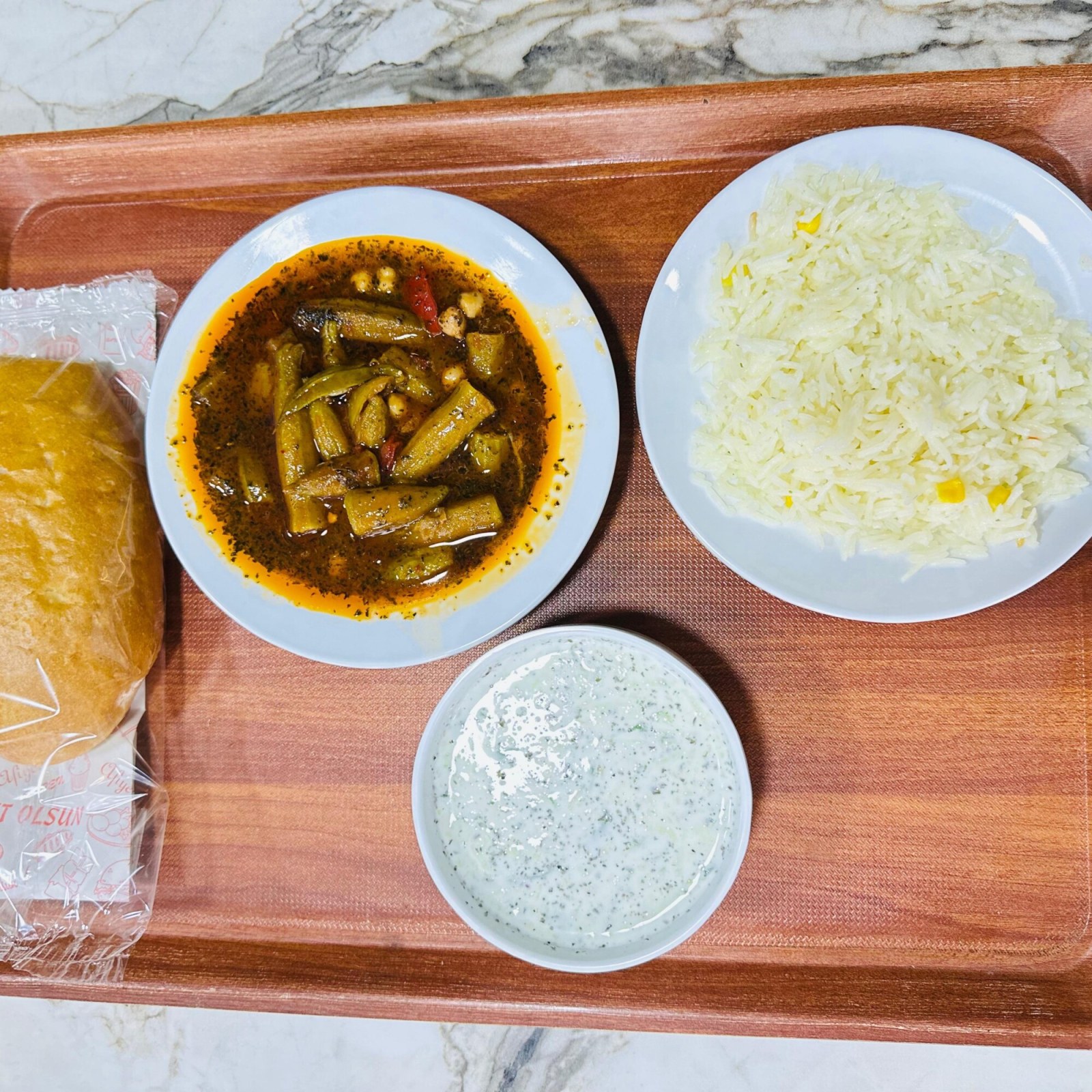 Bamya +Pirinç Pilavı +Cacık
