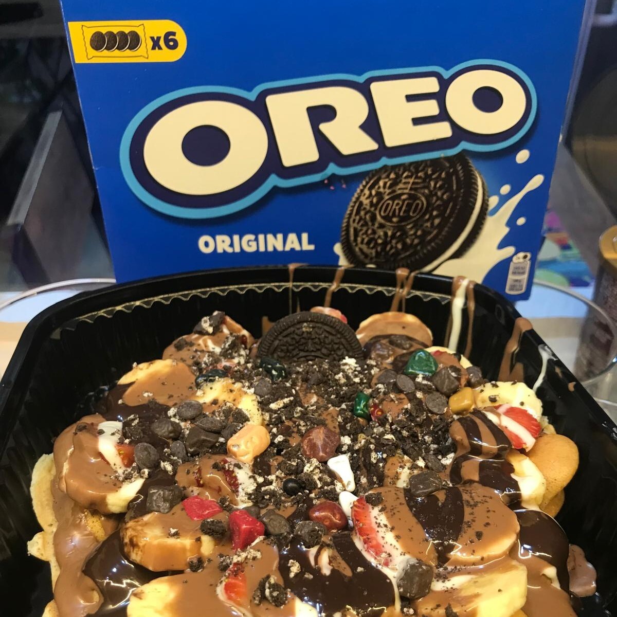 Oreo Fırtınası Waffle + Coca-Cola (33 cl.)