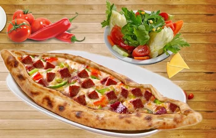 Karışık Sucuklu Pide