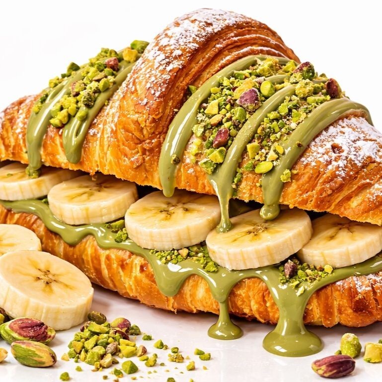 Antep Fıstıklı Muzlu Kruvasan