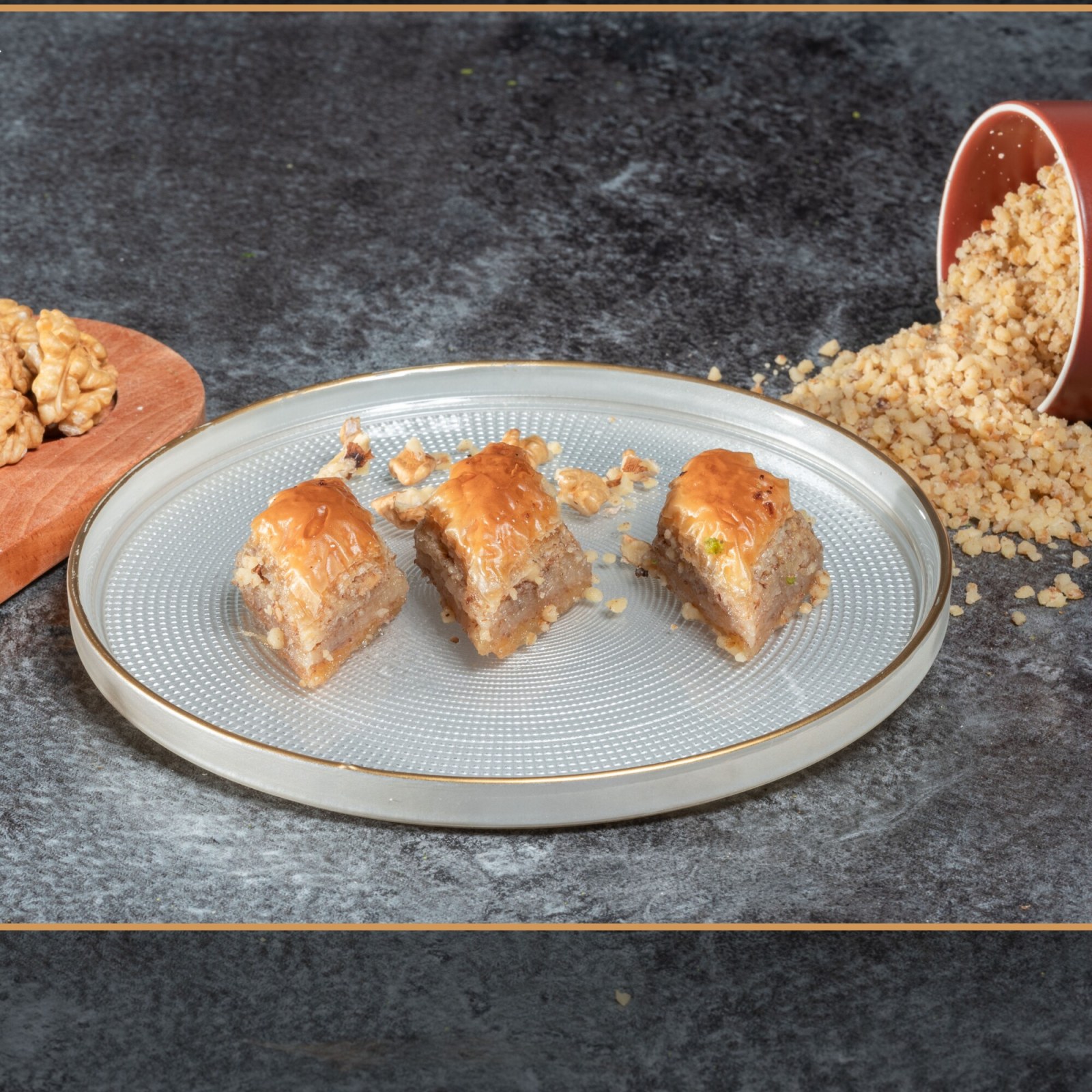 Cevizli Ev Baklavası (500 gr)