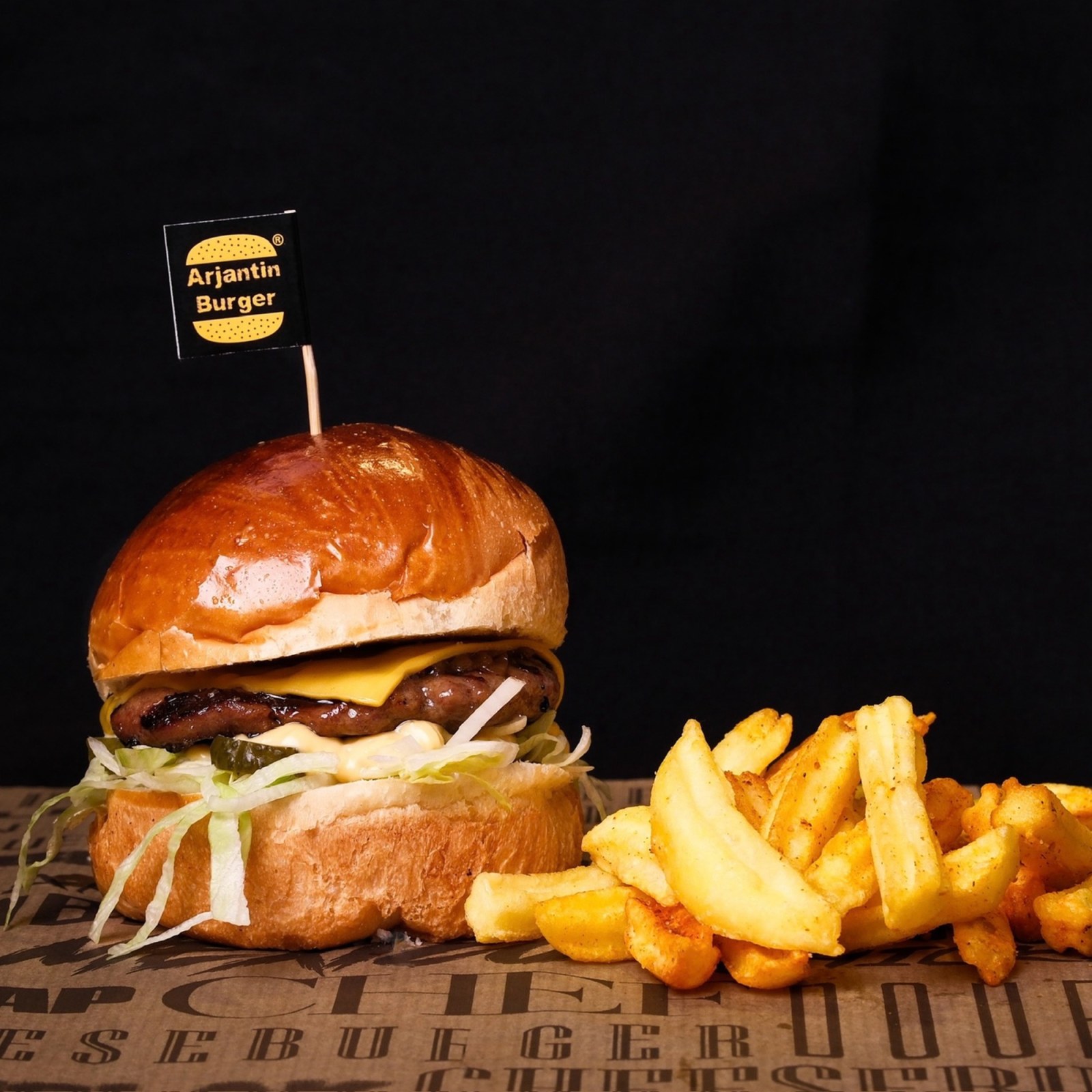 Cheeseburger (Handmade)