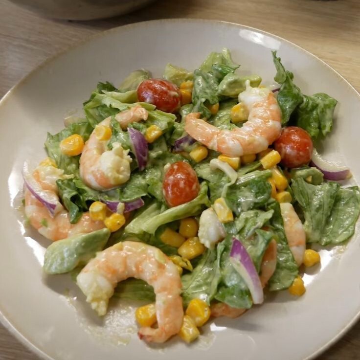 Karidesli Akdeniz Salata