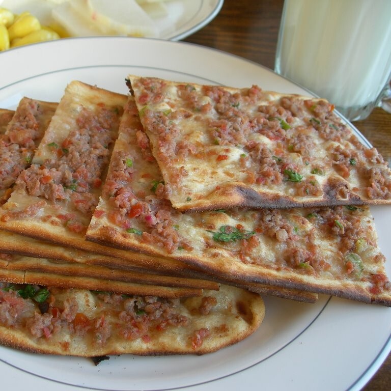 Konya Etli Ekmek