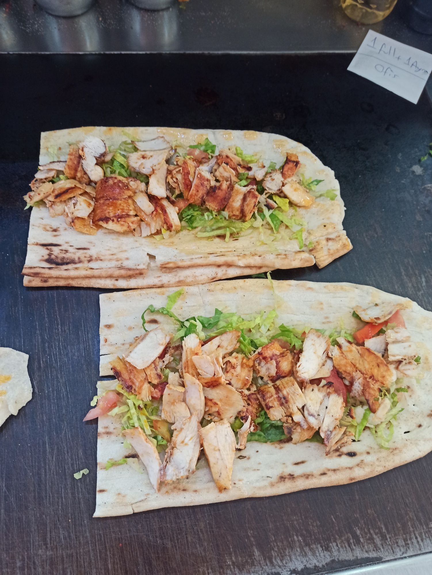 Pide Ekmek Tavuk Döner