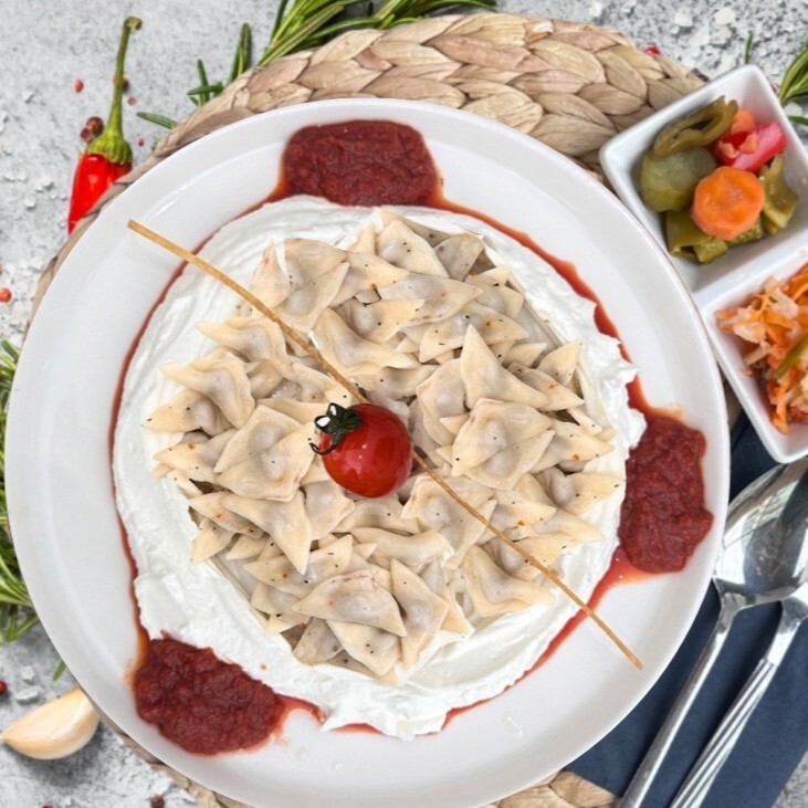Etli Üçgen Haşlama Mantı