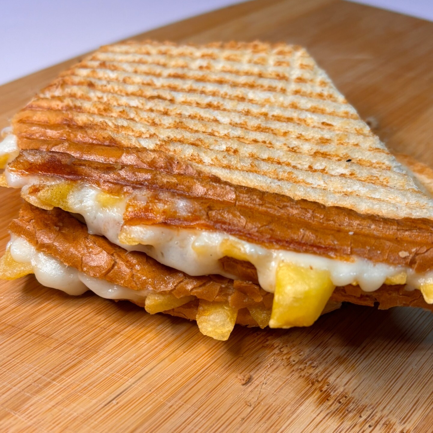 Patates Kaşarlı Tost