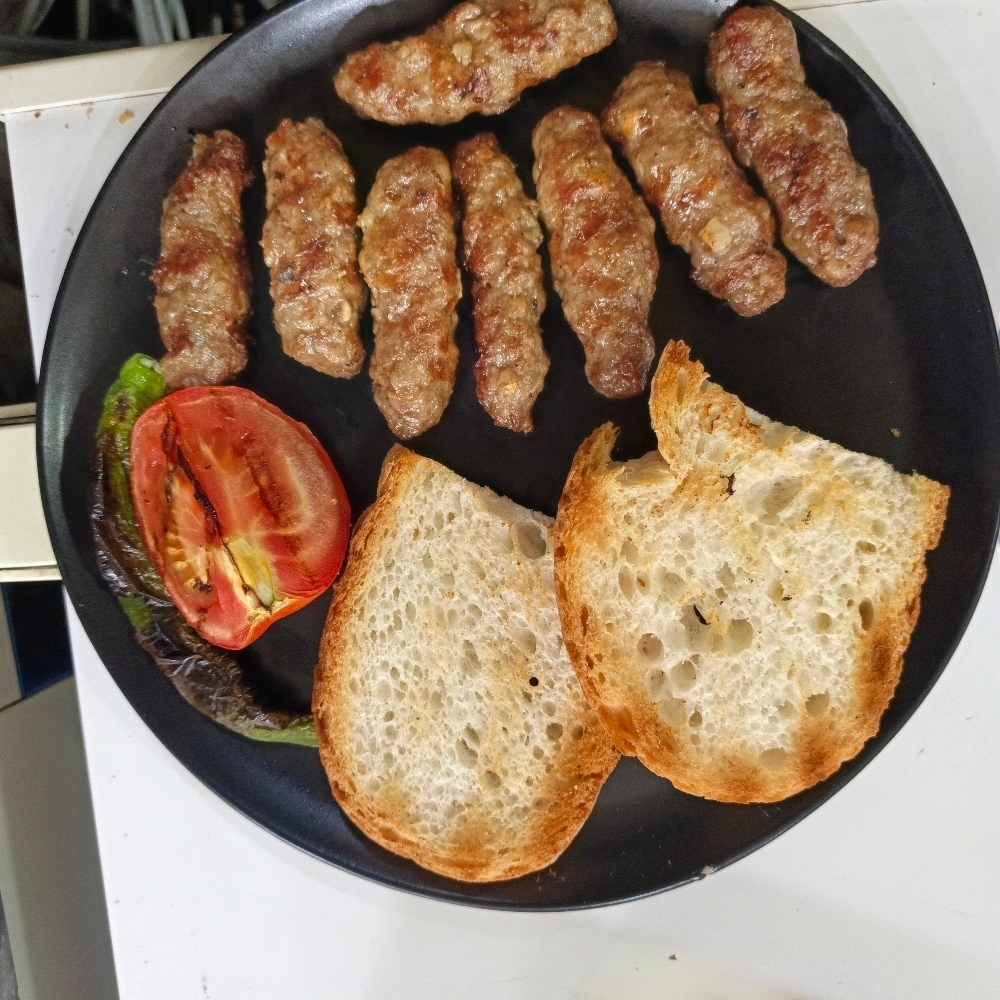 İnegöl Köfte Menü