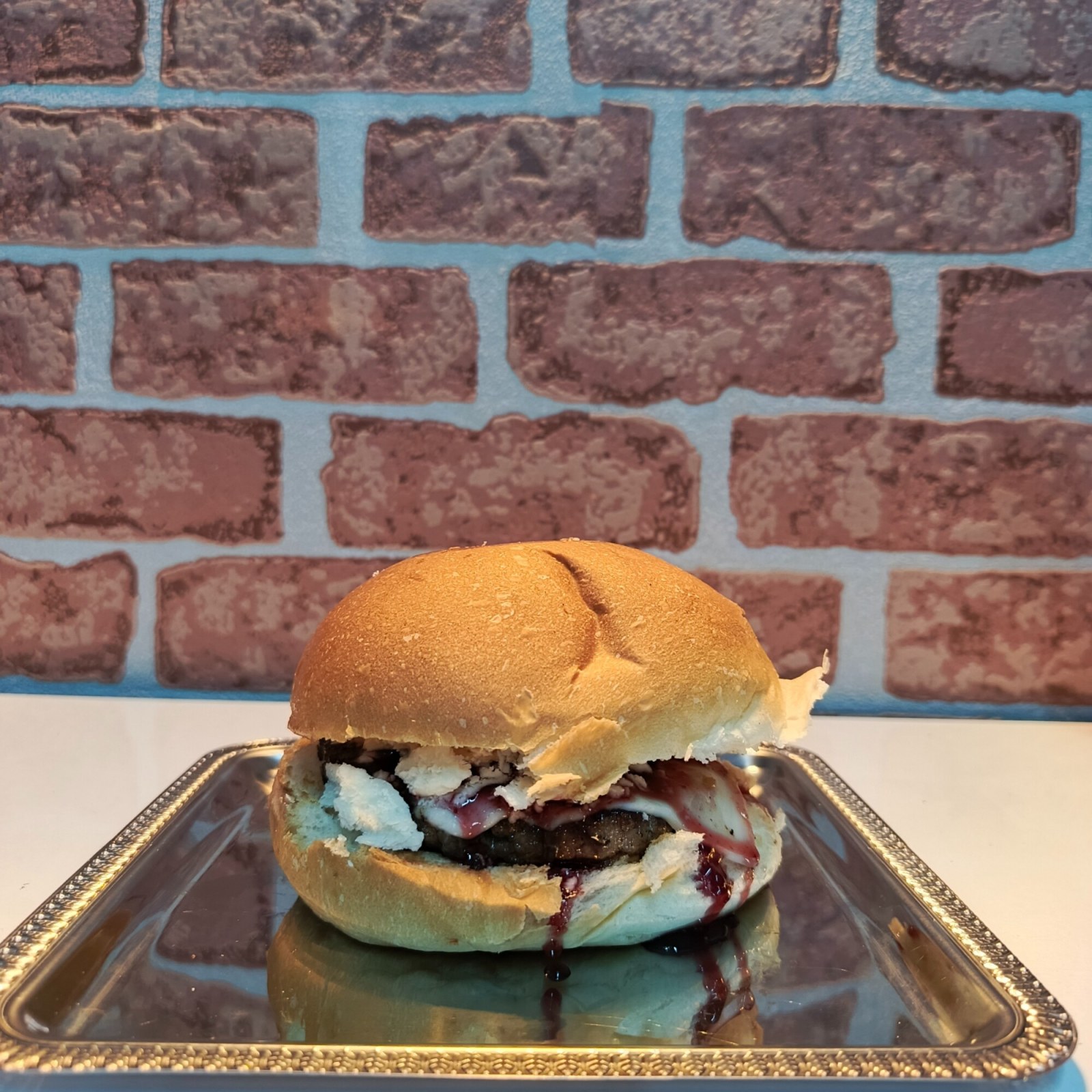 Chery Souce Burger