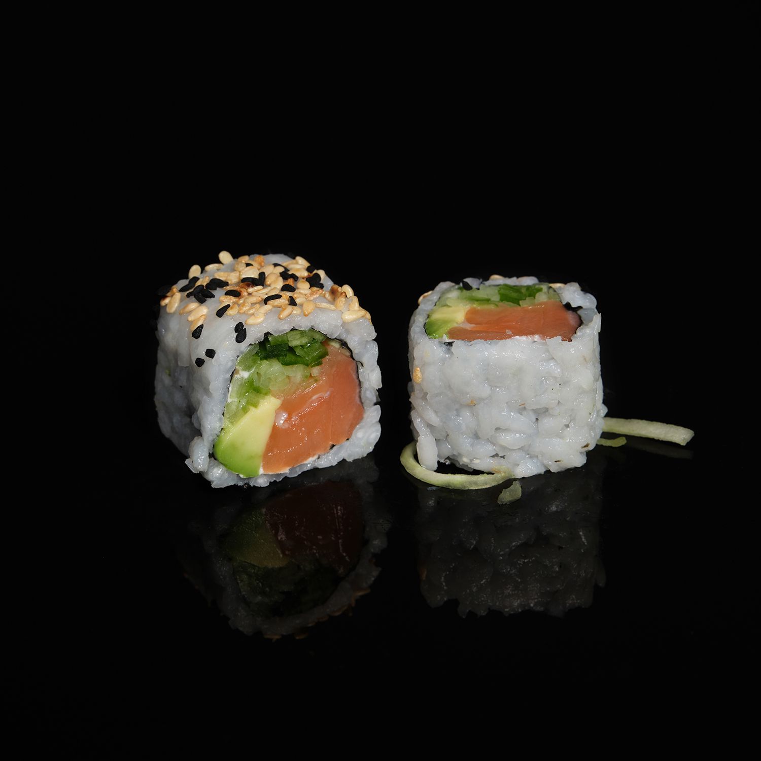 Tokyo Roll (8 Pcs)