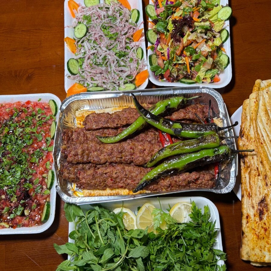 Adana Kebap (1 kg)