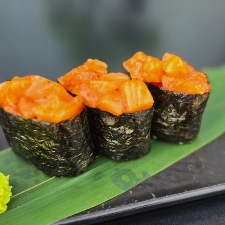Gunkan Hot somon