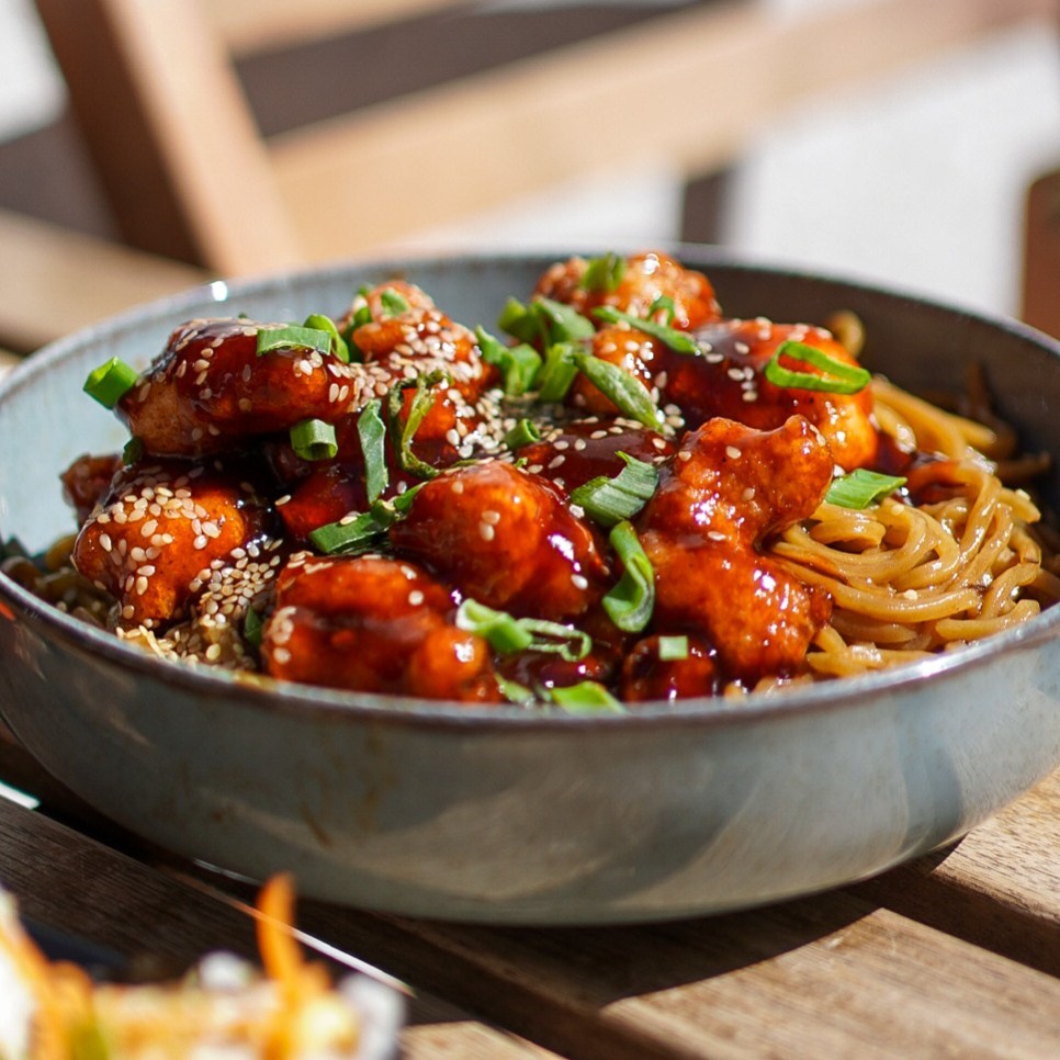 General Tso Noodle