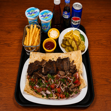 Kebap Salatalı Et Döner Menü