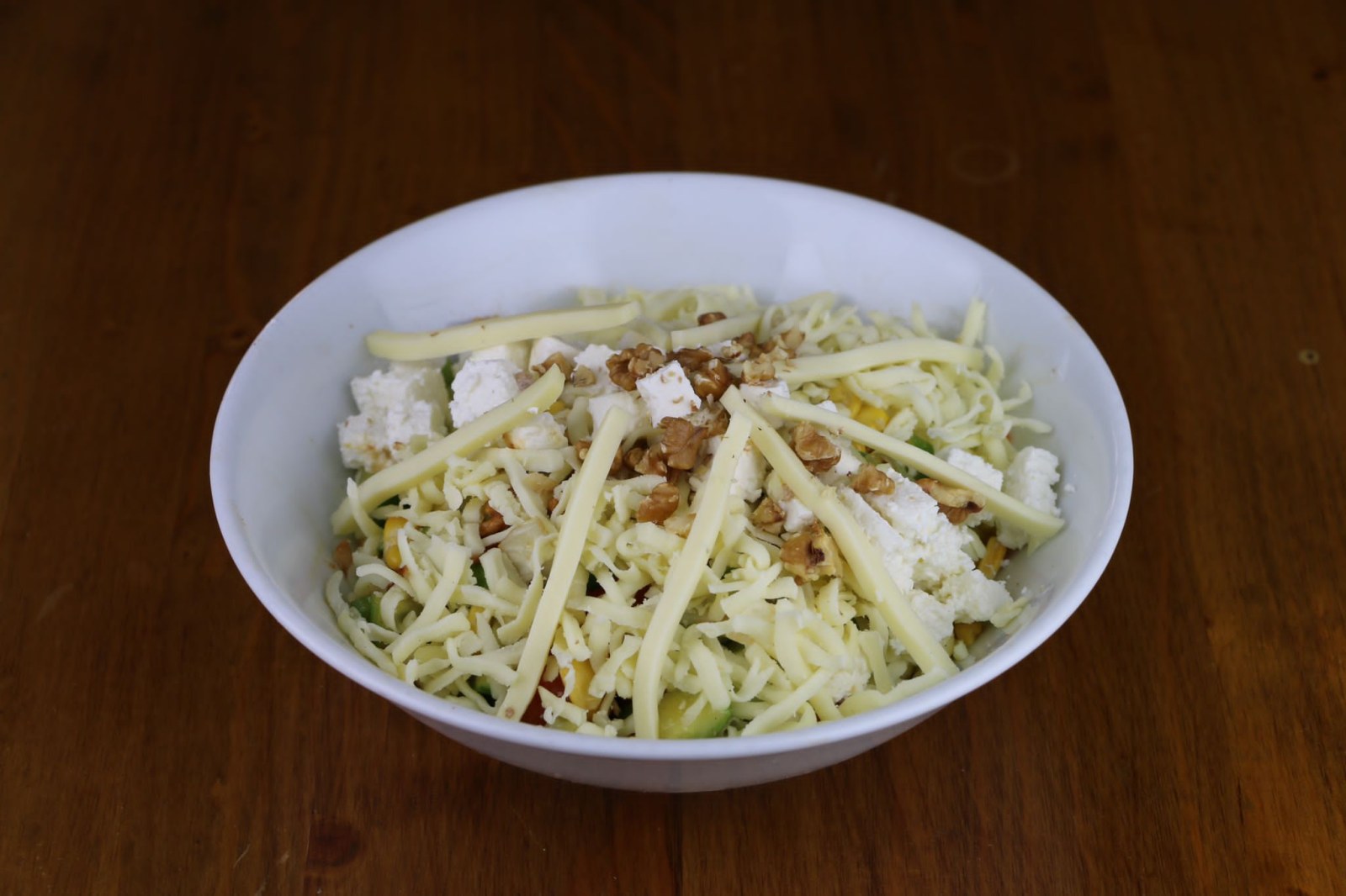 Peynirli Salata