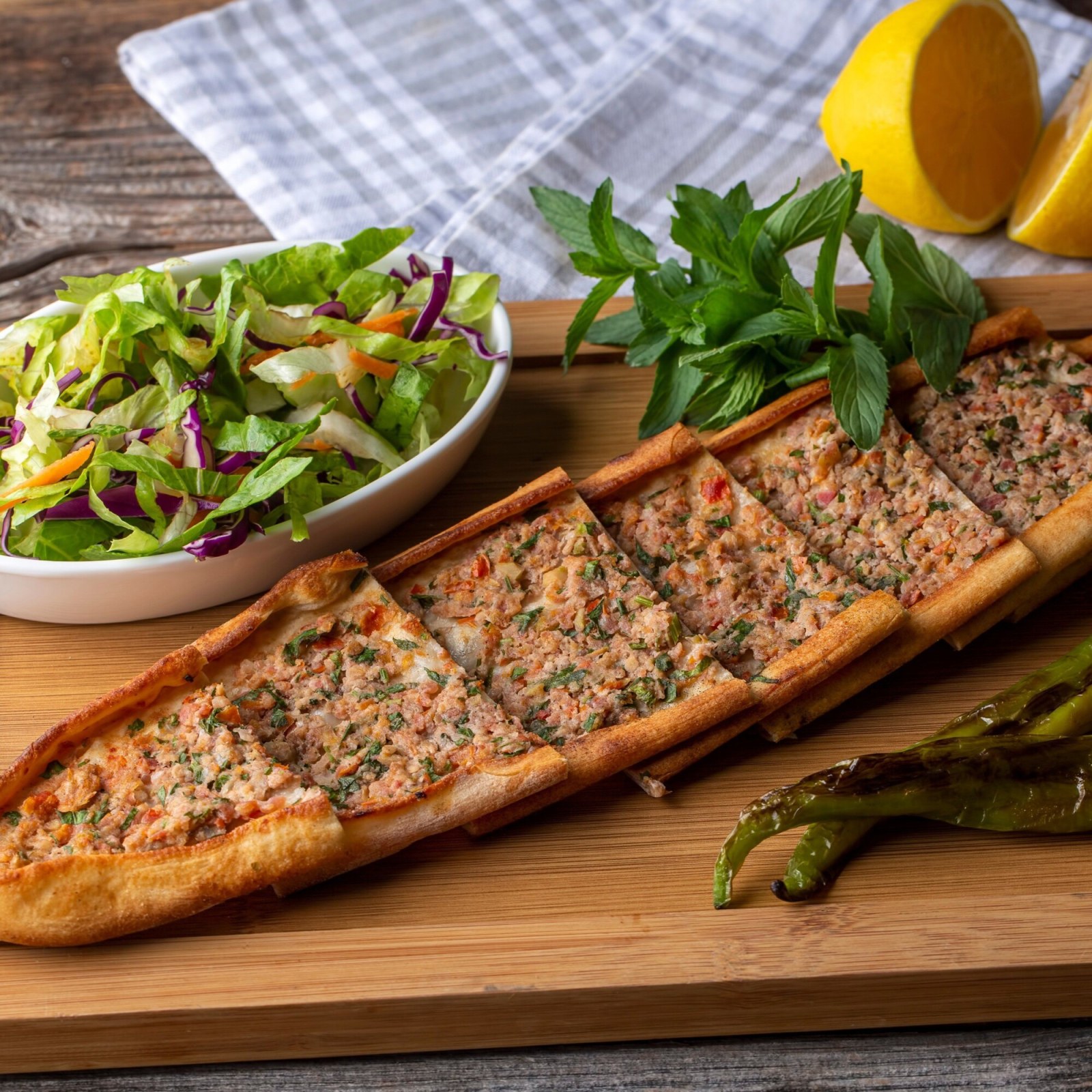 Kıymalı Pide