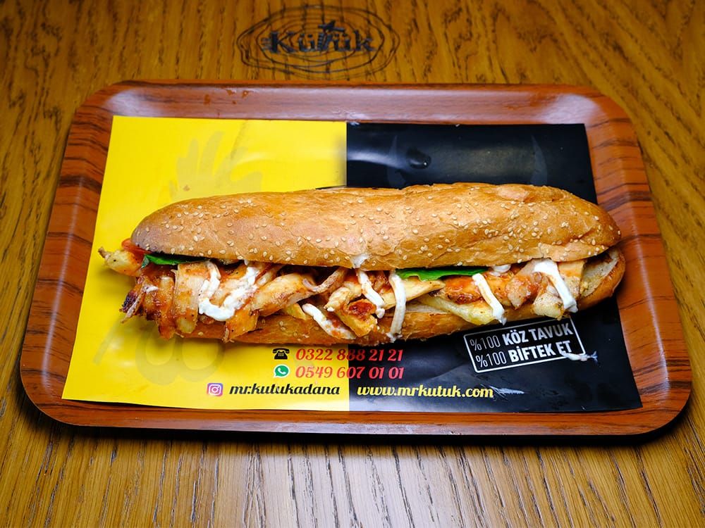 Sütlü Ekmek Arası Tavuk Döner