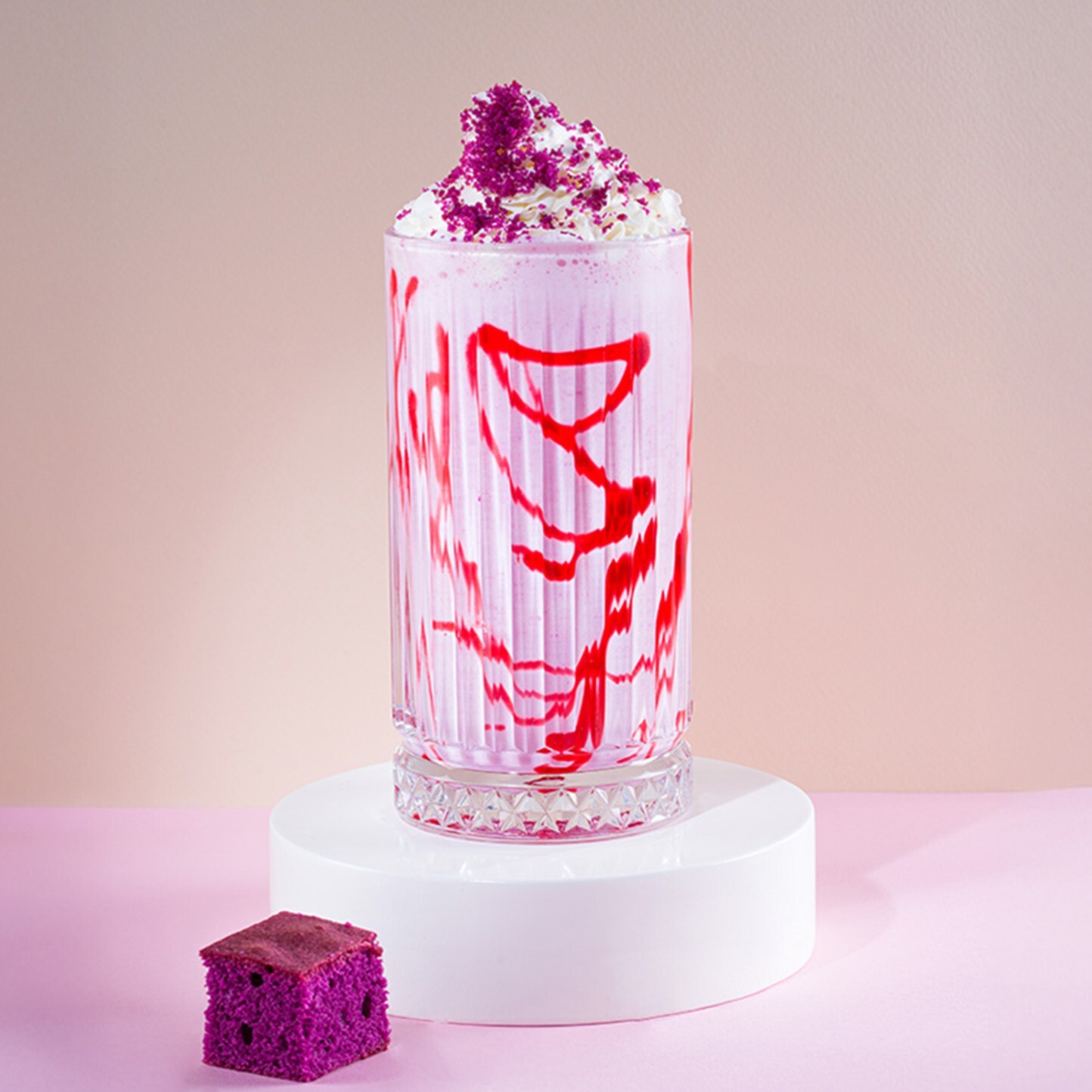 Violette Milkshake