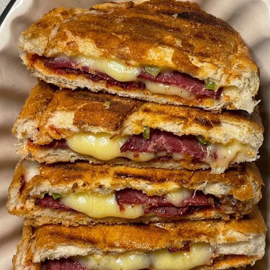 Pastırma Kaşarlı Tost