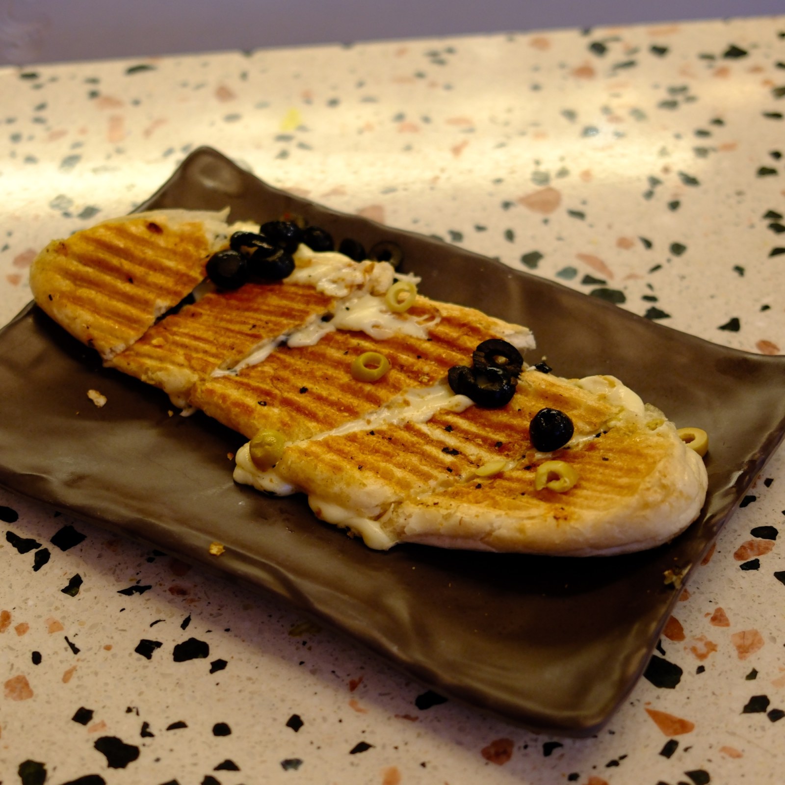 Zeytinli Tost