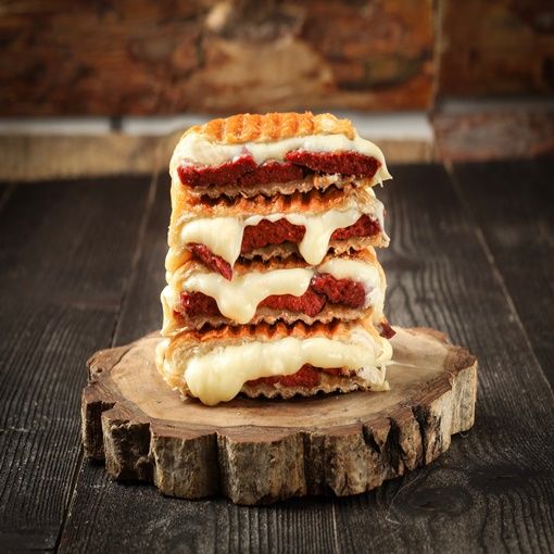 Sucuklu Kaşarlı Tost