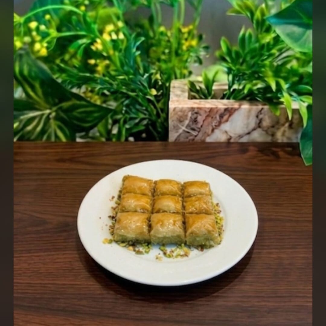 Fıstıklı Özel Baklava(1kg)