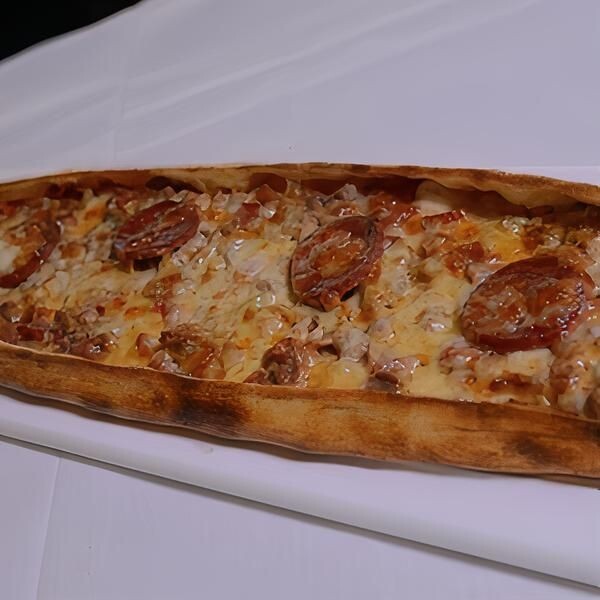 Karışık Yumurtalı Pide