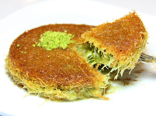 Peynirli Fıstıklı Künefe (6 Kişilik)