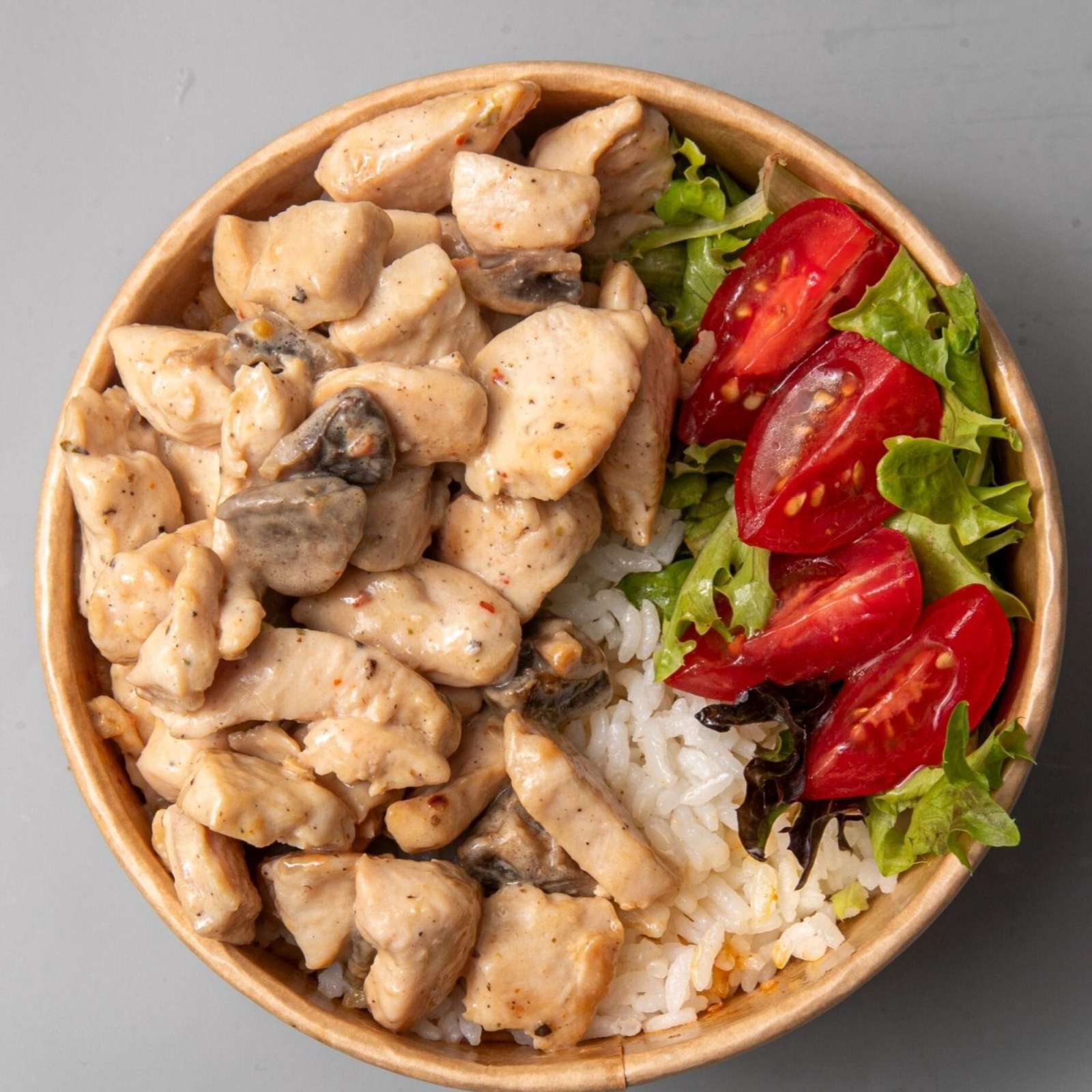Kekikli Kremalı Tavuklu Pilav Bowl