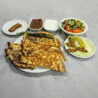 Karışık Pide