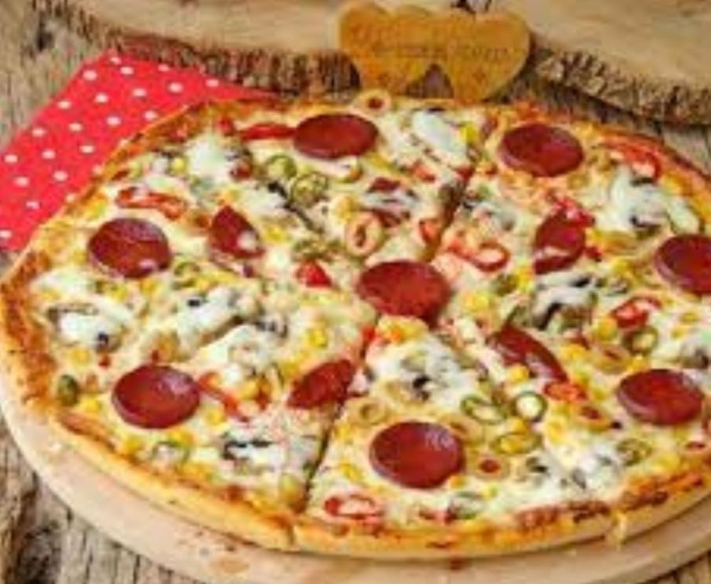 🚀Sevilen Dörtlü Pizza (Orta Boy)🌟🍕+Coca Cola 330 ml