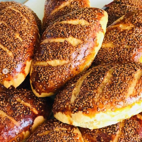 Kaşarlı Karaköy Poğaçası Susamlı