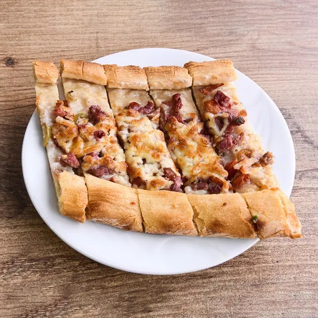 Sade Et Kuşbaşı Kaşarlı Pide+Sütaş Ayran+Salata