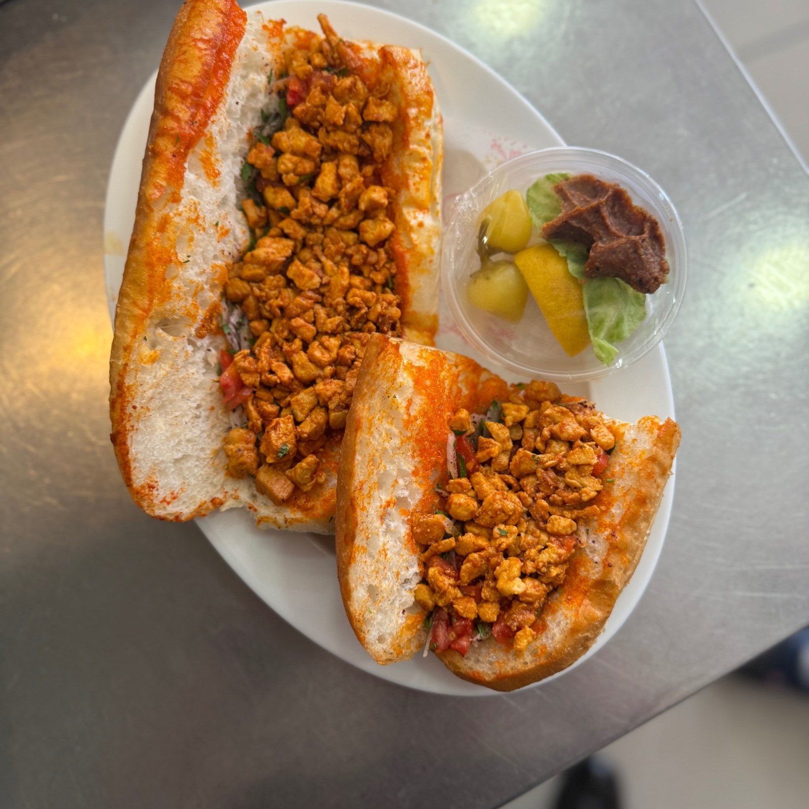 Üç Çeyrek Ekmek Tavuk Tantuni