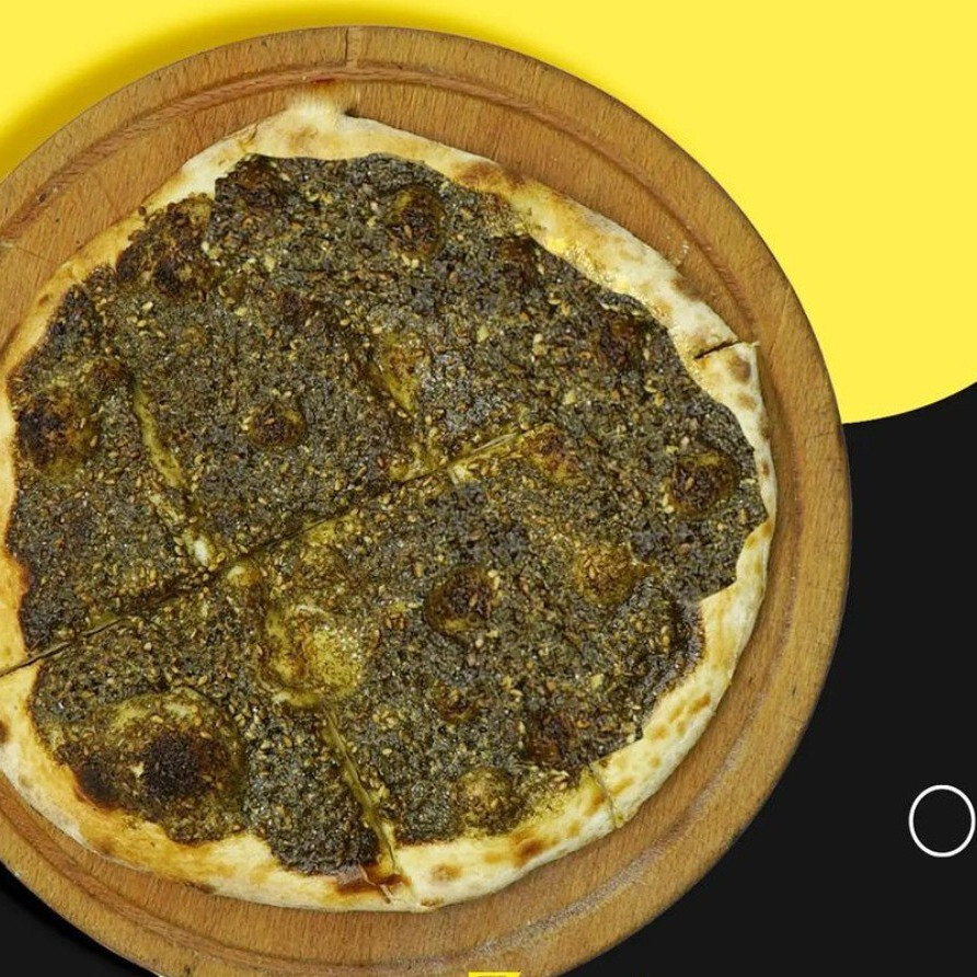 Karışık Zaatar Peynirli Manakiş (Yarım Porsiyon)