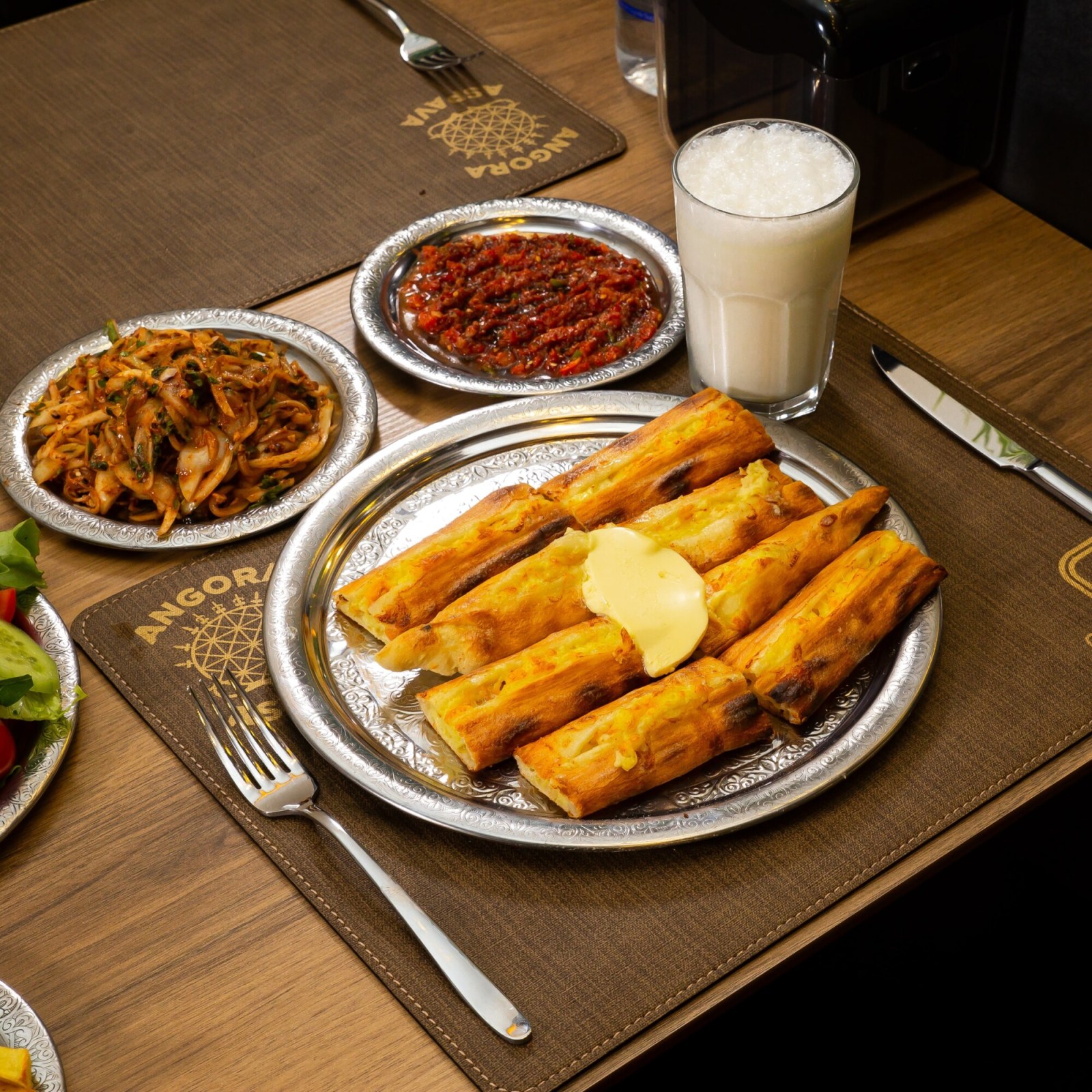 Üç Peynirli Pide (Kapalı)