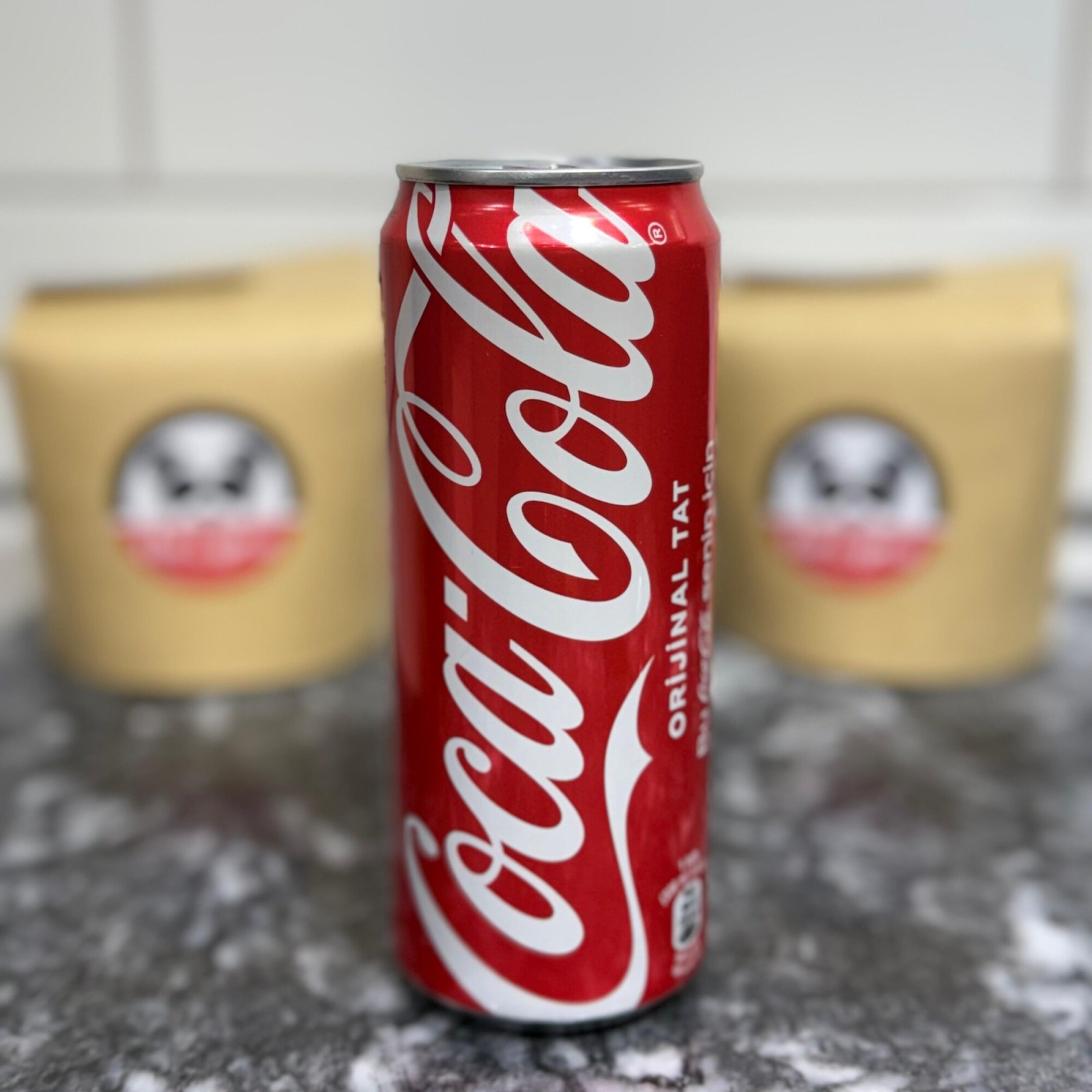 Coca Cola (330 ml)
