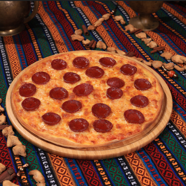 Kasap Sucuklu Karışık Pizza