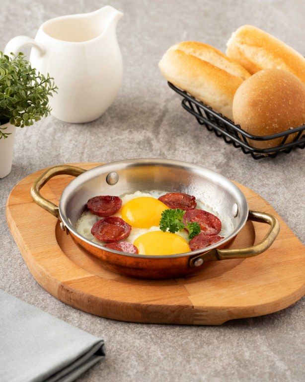 Sucuklu Yumurta