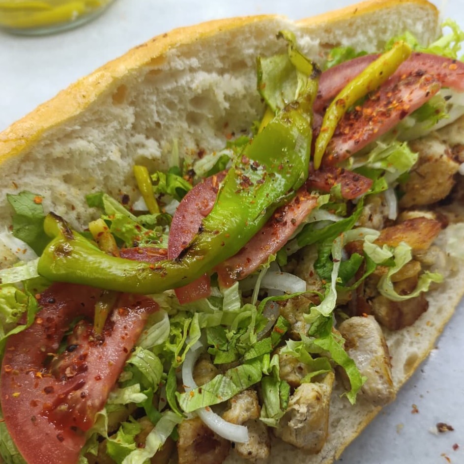 Ekmek Arası Tavuk Izgara (Yarım Ekmek)
