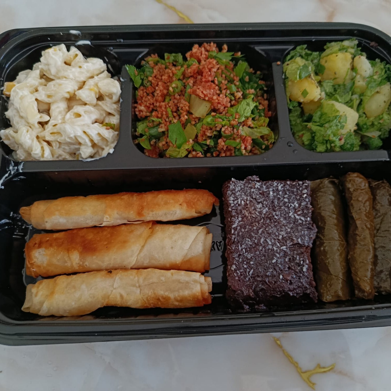 Gün Tabağı + 250 ml İçecek